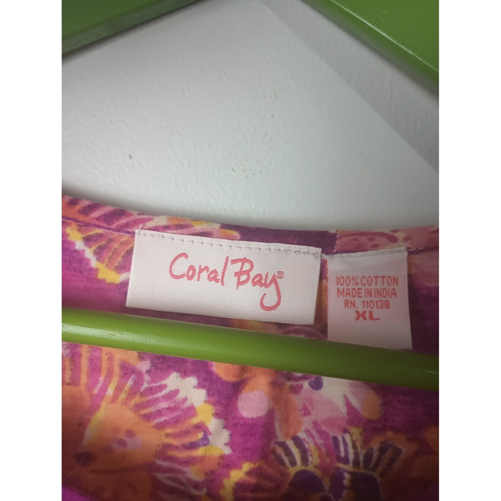 Coral Bay Women XL Pink Purple Floral Beaded Keyhole Cotton Short Sleeve Top - Picture 5 of 6